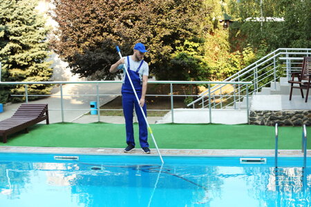 POOL PROFESSIONALS