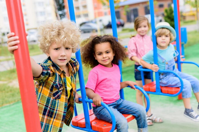 MODERN & SAFE CHILDREN'S PLAYGROUNDS