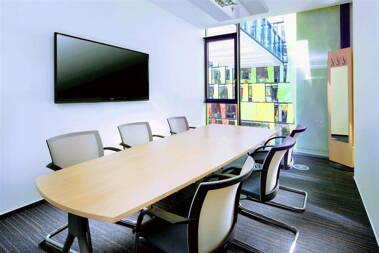 LONDON MEETING ROOM